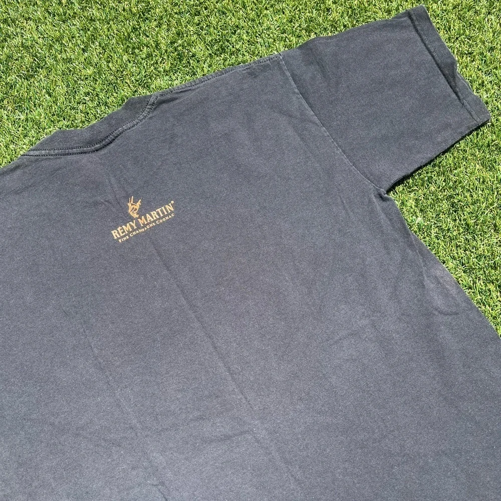 VTG 00’s / Y2K Remy Martin Liquor Faded Black Tee